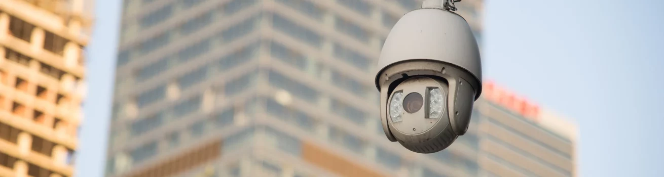 Commerçants et indépendants sécurisés et accompagnés dans la prévention des risques et la mise en place de solutions de sécurité adaptées.